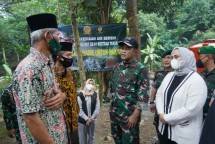 Pangkostrad Letnan Jenderal TNI Maruli Simanjuntak Tinjau Pembangunan Penyediaan Air Bersih di Karawang