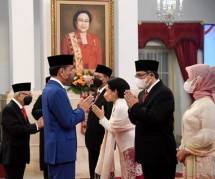 Presiden Jokowi Lantik Kepala dan Wakil Kepala Otorita IKN