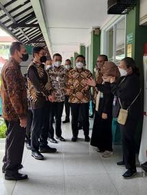 Pasar Modal Indonesia dan ISEI Adakan Sentra Vaksinasi di Lingkungan Kampus