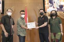 Donasi Ke Tangan Pengharapan, Midea Dukung Kemajuan Pendidikan Anak Indonesia
