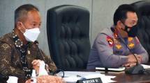 Menperin Agus Gumiwang Kartasasmita bersama Kapolri Listyo Sigit