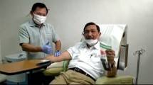 Menko Marves Luhut Binsar Pandjaitan Divaksin Nusantara Langsung oleh dokter Terawan Putranto (Foto Ist) 