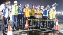 Tinjau Pelebaran Jalan Tol Cikampek, Menteri Basuki Instruksikan Bisa Fungsional H-10 Lebaran 2022