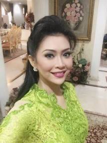 Artis Ratna Listy Terpisah dengan Anak di Bulan Puasa