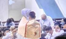 Peringati Kamis Putih Umat Katolik Penuhi Gereja Santo Albertus Harapan Indah Bekasi