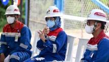 Direktur Keuangan PT Pertamina (Persero) Emma Sri Martini mengisi kegiatan Safari Ramadan 