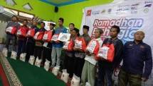 Jufi Salurkan 560 Paket Pangan Ramadhan di Solo dan Karanganyar