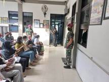 Prajurit Korps Marinir Surabaya Laksanakan Perbantuan Vaksinasi