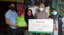 Penyaluran 100 Paket Sehat