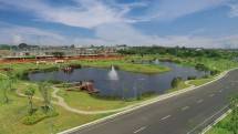 Ruko Melody 2 milik PT Summarecon Serpong yang mengelilingi Danau Melody di Serpong, Provinsi Banten. (Foto: Humas PT Summarecon Agung Tbk)