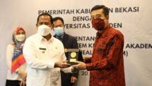 Teken MoU dengan Pemkab Bekasi, President University Bangun Pengembangan Sistem Akademik Kesehatan