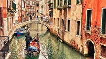 Venesia Tunda Pajak Turis untuk Wisatawan Hingga 2023