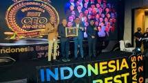 Kusumo Martanto selaku CEO & Founder Blibli saat menerima penghargaan Indonesia Best CEO Awards 2022