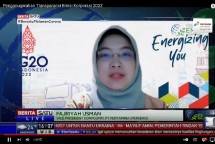 Corporate Communication Pertamina Fajriyah Usman memberikan ucapan terima kasih mewakili Pertamina atas dua penghargaan yang diterima Pertamina pada ajang Penghargaan Transparasi Emisi Korporasi 2022