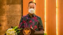 Menteri Perindustrian Agus Gumiwang Kartasasmita 