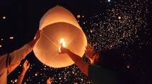 Penerbangan Lampion di Dieng Culture Festival 2017 (Foto:bonvoyagejogja.com)