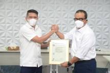 SUCOFINDO Serahkan Sertifikat SNI ISO 9001:2015 kepada PELNI, Upaya Wujudkan Service Excellence