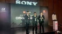 Takeshi Hatanaka Head of Digital Imaging Product Marketing PT Sony Indonesia, Koji Sekiguchi President Director PT Sony Indonesia, Juan Sebastian Haryanto Digital Imaging Product Marketing PT Sony Indonesia