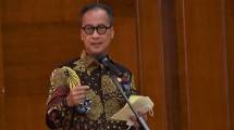 Menteri Perindustrian Agus Gumiwang Kartasasmita 
