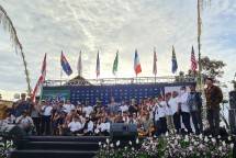 Kompetisi Selancar di G-Land Banyuwangi Resmi Dibuka