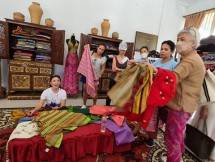 Direktur MURI Aylawati Sarwono 