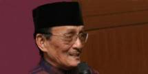 Mantan Gubernur Jawa Timur Basofi Soedirman (Foto Ist)