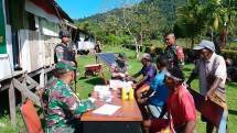  Tim Kesehatan Satgas Pamtas Yonif 126KC Pos Batom 