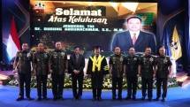 Pangkostrad Letjen TNI Maruli Simanjuntak Hadiri Sidang Kelulusan S3 KASAD