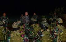 Danpasmar 1 Brigjen TNI (Mar) Dr. Hermanto Tinjau Prajuritnya Terjun Tempur Malam