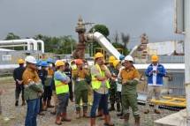 Wakil Ketua Komisi VII DPR RI Maman Abdurrahman saat memimpin kunspek Komisi VII DPR RI ke perusahaan pembangkit listrik tenaga panas bumi PT Sorik Marapi Geothermal Power (SMGP), di Mandailing Natal, Sumatera Utara, Jumat (10/6/2022). Foto: Eko/nvl