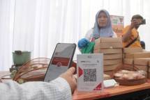 Pemilik Nasi Kebuli dd&rsquo;Qoni, Sampaikan Terima Kasih! Bank DKI Sukses Dukung UMKM Partisipasi dalam Gelaran Jakarta E-Prix 2022