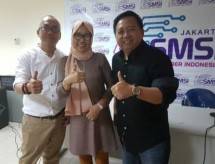  Endang Werdiningsih diapit Budi Purnomo dan Agi Suiyanto (Foto Ist)