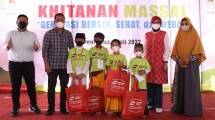  Elnusa Petrofin Gelar Khitanan Massal untuk Anak-anak di Pontianak