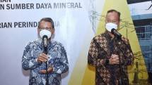 Menperin Agus Gumiwang Kartasasmita bersama Menteri ESDM Arifin Tasrif