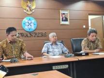 Ketua Dewan Pers, Prof. Azyumardi Azra (Tengah IST)