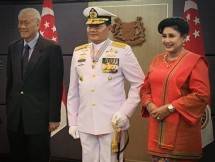  KASAL Laksamana Yudo Margono Terima Bintang Jasa dari Pemerintah Singapura