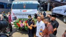 Mendag Zulkifli Hasan (Zulhas) lepas ekspor baja PT Gunung Raja Paksi ke New Zaeland