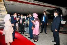 Presiden Jokowi dan Ibu Iriana Tiba di Tokyo Jepang