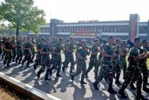 Prajurit Yonif 1 Marinir Sidoarjo Laksanakan Olahraga Lari Bersenjata