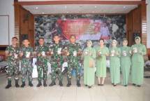 Danrem 174 ATW Merauke Brigjen TNI E Reza Pahlevi Laksanakan Donor Darah