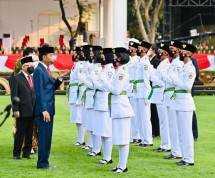 Presiden Jokowi Kukuhkan 68 Anggota Paskibraka Tahun 2022