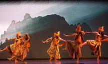 Pergelaran Wayang Rasa Rupa Bhisma Padukan Wayang Orang, Komik dan Film