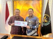 Kerua MPR RI bersama Gubernur Bank Indonesia Perry Warjiyo