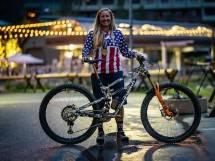 Keren! Ammy Morrison Menangkan Kejuaraan Nasional Amerika Dengan Menggunakan Produk Indonesia