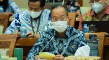Menteri Perindustrian Agus Gumiwang Kartasasmita