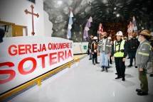 Presiden Jokowi Kunjungi Rumah Ibadah Bawah Tanah di Papua