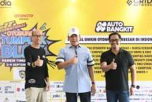 Ketum IMI Bambang Soesatyo (Tengah) 