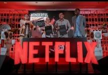 Penandatanganan kerjasama yang dilakukan Plt Deputi Bidang Pemasaran Kemenparekraf Ni Wayan Giri Adnyani dengan Direktur Kebijakan Publik Asia Tenggara Netflix Ruben Hattari yang disaksikan oleh Menparekraf Sandiaga Uno dan Wakil Presiden Kebijakan Publik Global Netflix Dean Garfield, Jakarta (6/9/2022).