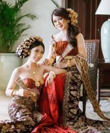 Dua penyanyi Gressasal Bali Lenny Hartono dan Bintang Darmawan 