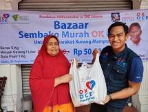 OCE OK Laksanakan Pembagian Sembako untuk Warga Jakarta Timur